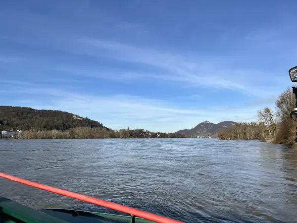 Schiffstour über den Rhein